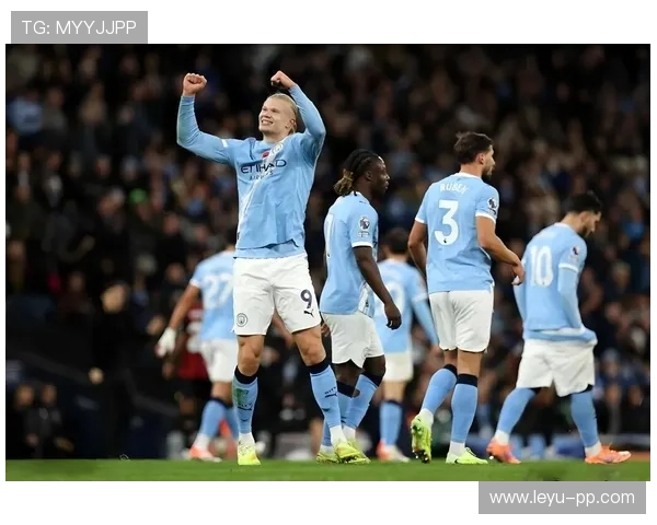 哈兰德与C罗：同代及跨代进球效率与战术角色对比分析