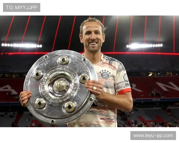 哈里·凯恩助攻与组织能力解析：中锋创造力如何体现