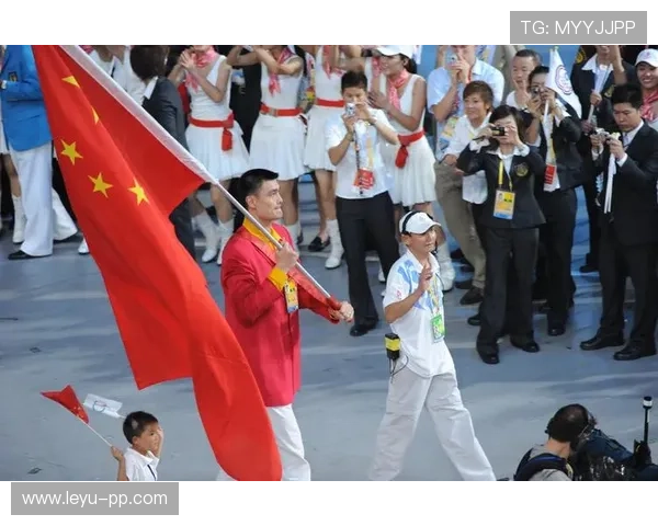 刘翔赛场上猛如虎，家里却连袜子都不带对对称这种事？