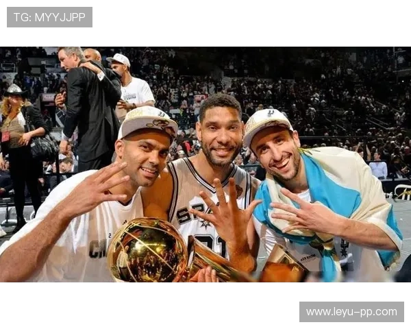 斯蒂芬·卡斯尔突破持球效率提升显著拉开对手防线