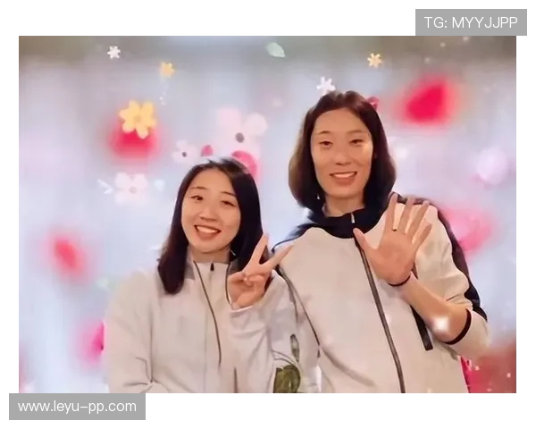 朱婷家的猫都比我会挑沙发