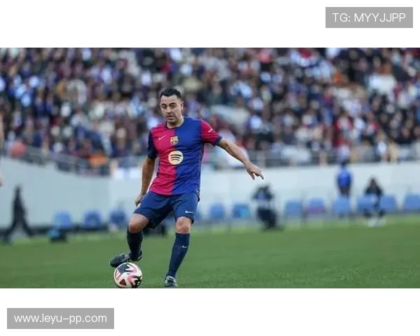 皮尔洛与哈维：组织核心由后置发牌转向中场控球驱动