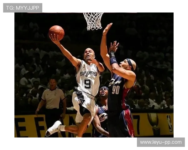 托尼·帕克利用挡拆加速突破，提升季后赛关键时刻组织效率